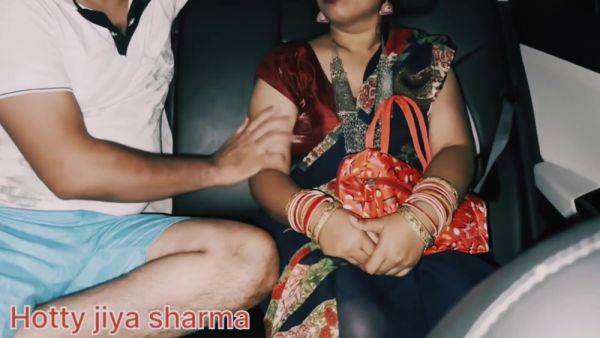 Desi Bhabhi Fucked Publicly In The Car With Indian Roleplay - desi-porntube.com - India on systemporn.com