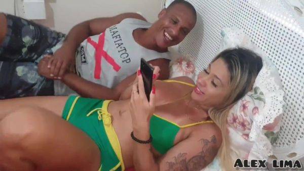 Monique Lopes x Alex Lima - I see my friend watching porn - amateur hardcore - xtits.com - Brazil on systemporn.com