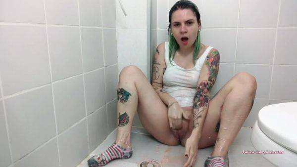 Solo Bathroom Puke - Homemade Sex - hclips.com on systemporn.com
