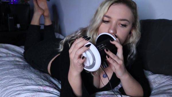 Rose Asmr Patreon Ear Licking, Feet, And Tongue Flut - hclips.com on systemporn.com