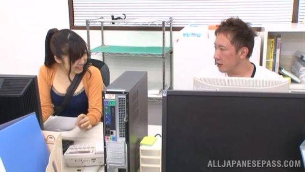 Japanese office babe gets intimate with one of the co-workers - xbabe.com - Japan on systemporn.com