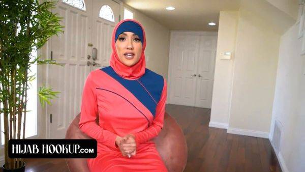 Petite Hijab Babe pays rent with her tight pussy & takes a big dick - sexu.com on systemporn.com