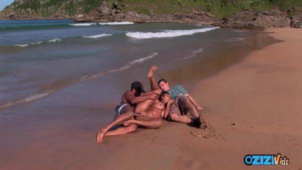 Hardcore Sex On The Beach With A Whorish Brunette - hotmovs.com on systemporn.com