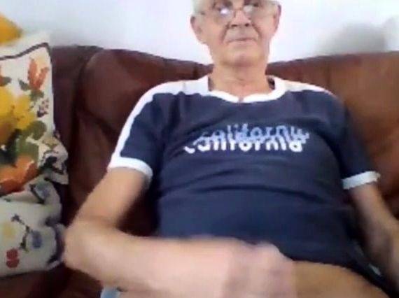 Sexy grandpa - drtuber.com on systemporn.com