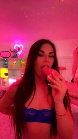 Lauren Alexis - Pink Dildo Blowjob - drtuber.com on systemporn.com