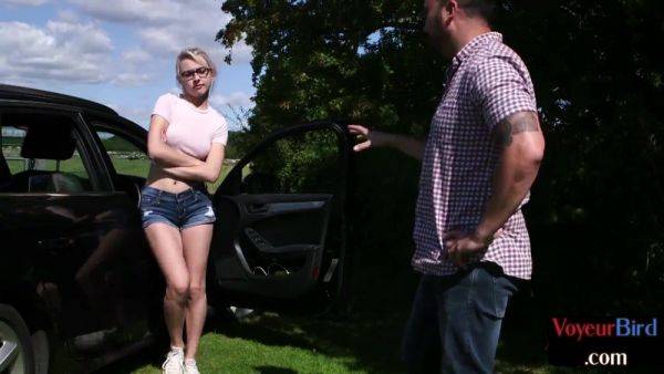 Voyeur babe teases BF outdoor by car with her naked body - txxx.com - Britain on systemporn.com