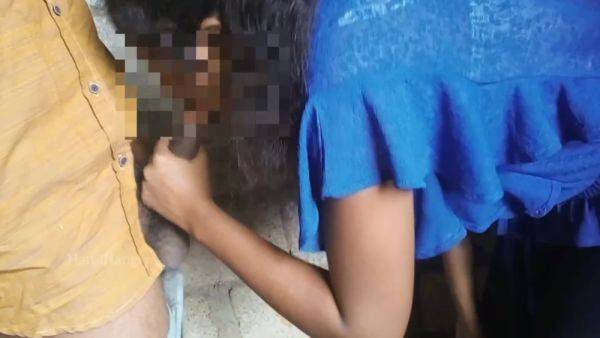 Sri Lankan Outdoor Sex With Hansihotsex - hclips.com - Sri Lanka on systemporn.com