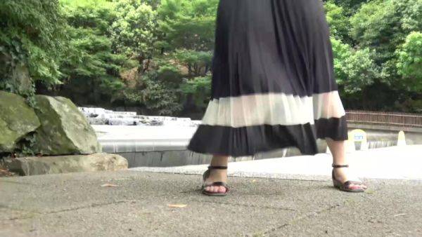 0002480_巨乳の日本人の女性が腰振り騎乗位するおセッセ - hclips.com - Japan on systemporn.com
