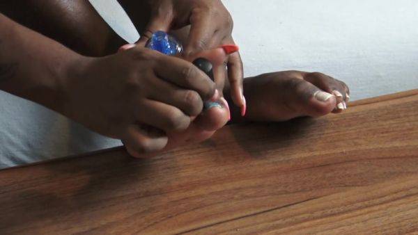 Ebony blue toenails painting by Foot Girls - hotmovs.com on systemporn.com