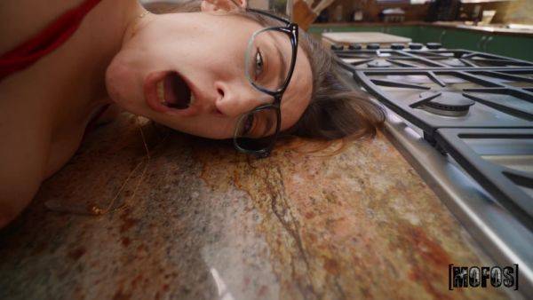 Nerdy brunette Everly Haze gets fucked in the kitchen - xhand.com on systemporn.com