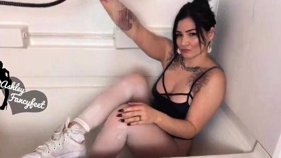 Brunette with foot fetish rubs big dick with her feet in POV - drtuber.com on systemporn.com