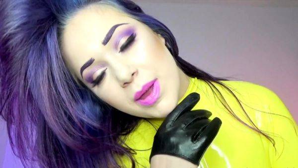 Ass and pussy toying sexy solo babe in close up masturbation - drtuber.com on systemporn.com