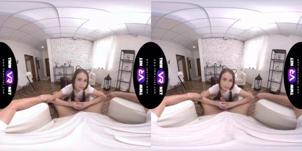 Jenny Fer takes a deep dicking in virtual reality & begs for more! - sexu.com on systemporn.com