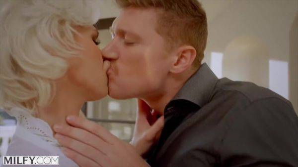 Tough Boss Charli Demands Assistant Fucks Her Hard - hotmovs.com on systemporn.com