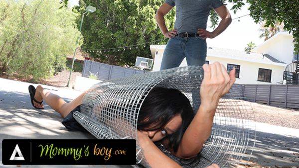 MOMMY'S BOY - Stacked MILF Gets Hard Fucked By Her Pervert Hung Gardener While Stuck In A Fence - txxx.com on systemporn.com