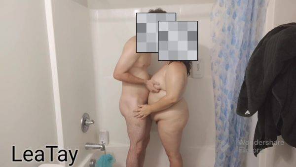 Realistic Couple Having Sex In Shower - hclips.com on systemporn.com