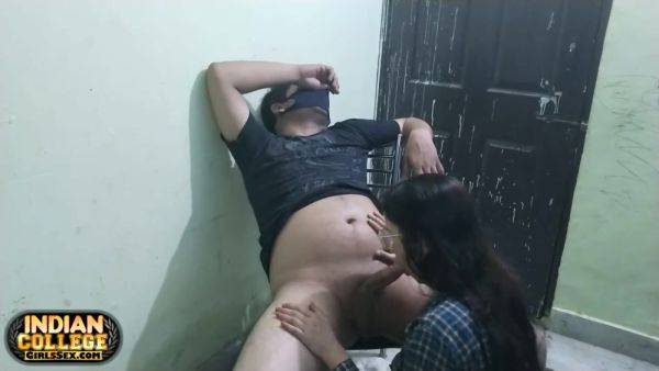 Deepthroat Indian Wife Blowjob Sex Scandal MMS - hotmovs.com - India on systemporn.com