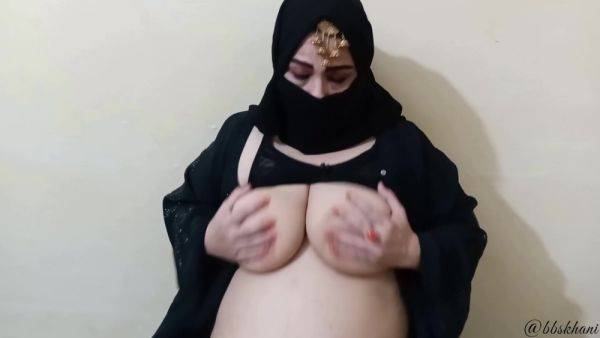 Hot Milf - Desi Hot Bbw Pakistani Mistress Giving - desi-porntube.com - India - Pakistan on systemporn.com