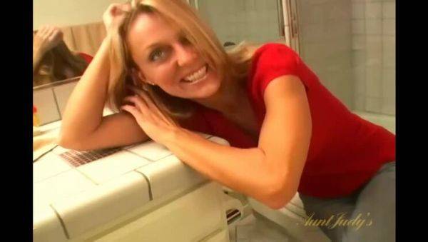 Brenda's Bathroom Masturbation Shower - xxxfiles.com on systemporn.com