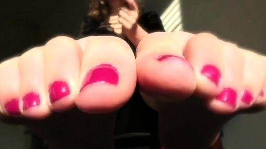 Princess Mackayla - Toes That Turn You On - drtuber.com on systemporn.com