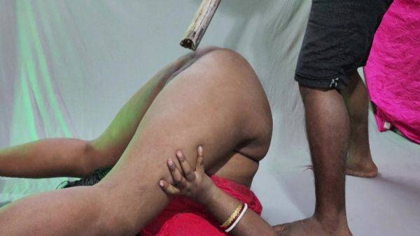 Indian Desi Stepmom Sex - hclips.com - India on systemporn.com