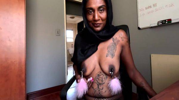 Desi In Hijab Smoking While Wearing Nipple Clamps 10 Min - hclips.com on systemporn.com