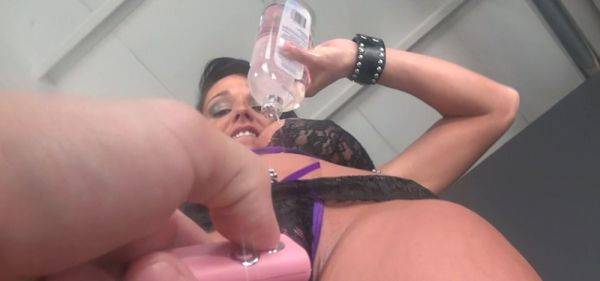 Baby Oil Vibe, Big Tits D-DD Cup Video - inxxx.com on systemporn.com