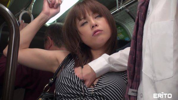 Japanese Sex Public Fetish: Reverse Nanpa On The Bus - xhand.com - Japan on systemporn.com