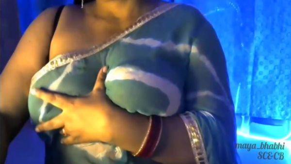 Hot Sexy Lady Bhabhi Showing Off Her Lovely Boobs Keeping Her Bra Off Her Boobs Under Her Boobs - desi-porntube.com - India on systemporn.com