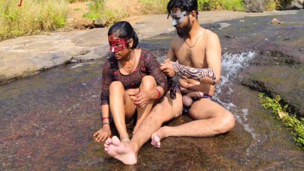 Today Stepbrother In Law And Stepsister In Law Outdoor Shoot Video - Devar Bhabhi And Hindi Sex - desi-porntube.com - India on systemporn.com