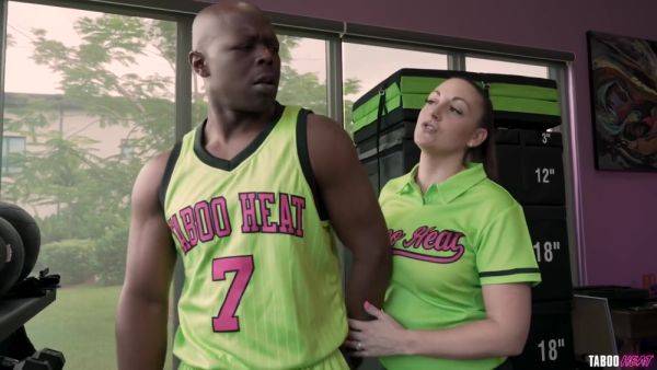 Melanie Hicks In Bbc Championship Season Two Melanie Hicks - Melanie Hicks - videomanysex.com on systemporn.com