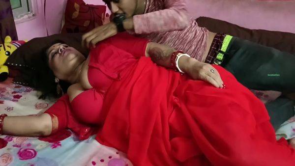 Morning Sex In Indian Hot Stepmom Sex! Today I Fuck Her 1st Time!! - desi-porntube.com - India on systemporn.com