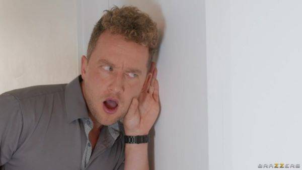 Smoking Hot Mirrors, And Threesomes! With Karma Rx, Van Wylde, Chantal Danielle - Brazzers - hotmovs.com on systemporn.com