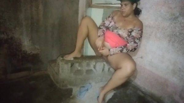 The Boss Goes To Supervise The Work And While The Workers Arrive She Masturbates And Ends Up Rich - Hindi Sex - desi-porntube.com - India on systemporn.com