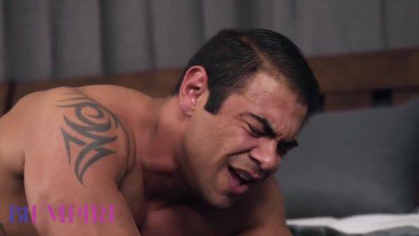 Wolf Hudson, Draven Navarro And Alexander Kelly - Surprises With Lingerie, A Strap-on & The Hot Stud - hotmovs.com on systemporn.com