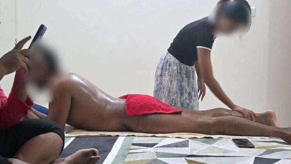 Two Girls Get Happy Ending in Sexy Massage Spa - porntry.com on systemporn.com