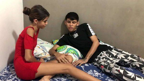 Sexy Little Sister Helps Me Out - porntry.com - India on systemporn.com