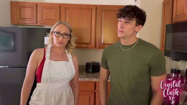 Blonde Stepmom Gets Double Creampies On Thanksgiving - xxxfiles.com on systemporn.com