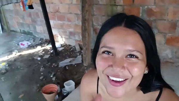 Colombian Babe Fucks Neighbor to Close the Deal - porntry.com - Colombia on systemporn.com