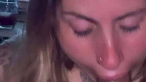 Blonde Slut Deepvane Sucks Brunilove's Cock - veryfreeporn.com on systemporn.com