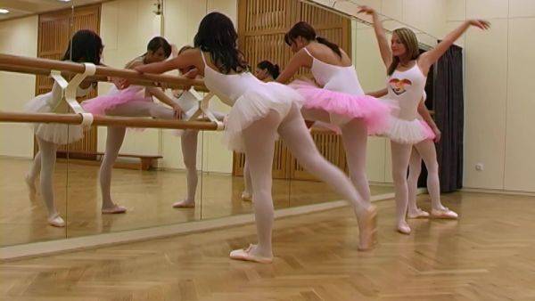Needy ballerinas are enjoying a nice oral play on the dance floor - xbabe.com on systemporn.com