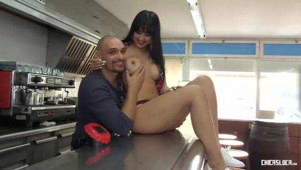 Large-breasted brunette Latina Alba De Silva's debut porn scene in an eatery - veryfreeporn.com on systemporn.com
