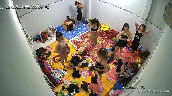 Chinese girl changeroom.33 - txxx.com - China on systemporn.com