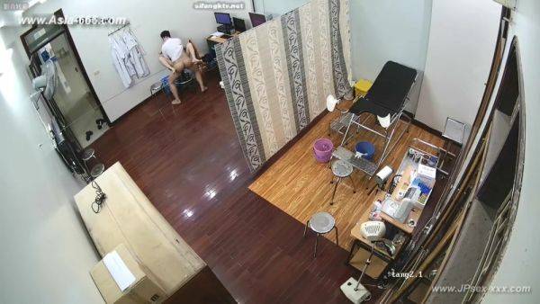 Hackers use the camera to remote monitoring of a lover's home life.615 - hotmovs.com - China on systemporn.com