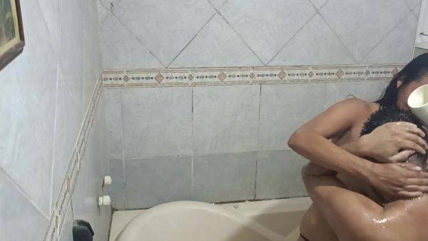 Indian Step Sister Gets Ass Fucked In The Shower - videohdzog.com - India on systemporn.com