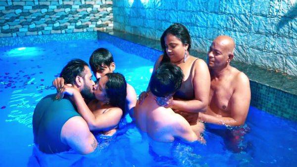 Gangbang Sex Is Full Entertainment In The Swimming Pool - desi-porntube.com - India on systemporn.com