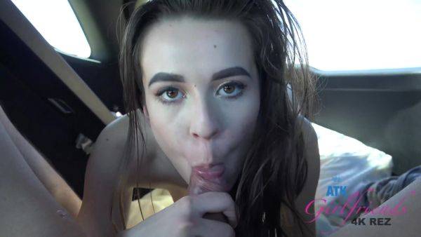 Slender babe combines blowjob with foot fetish in backseat POV - xbabe.com on systemporn.com