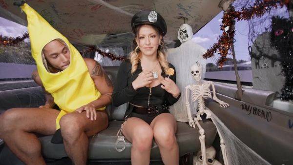Strong Halloween bang bus sex leads tight blonde to surreal orgasms - xbabe.com on systemporn.com