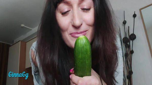 My Creamy Cunt Started Leaking From The Cucumber. Fisting And Squirting 11 Min - videohdzog.com on systemporn.com