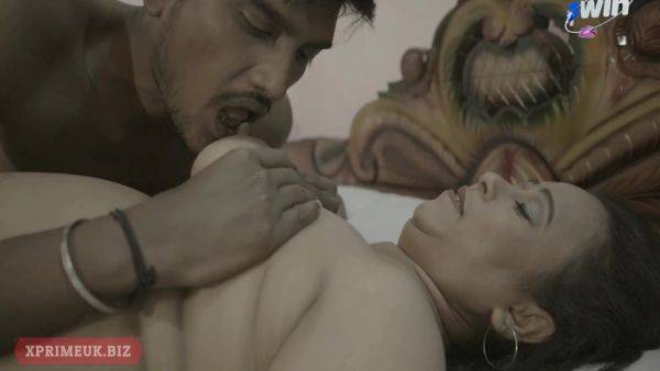 Desi Maid Fucks Indian Bhabhi When Is At Home - upornia.com - India on systemporn.com